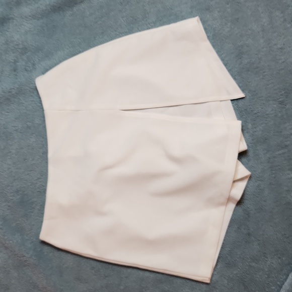 NWOT Shein XS elastic waist split hem skort - Picture 2 of 5